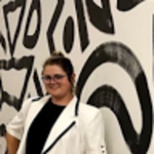 Meet your Posher, Michele